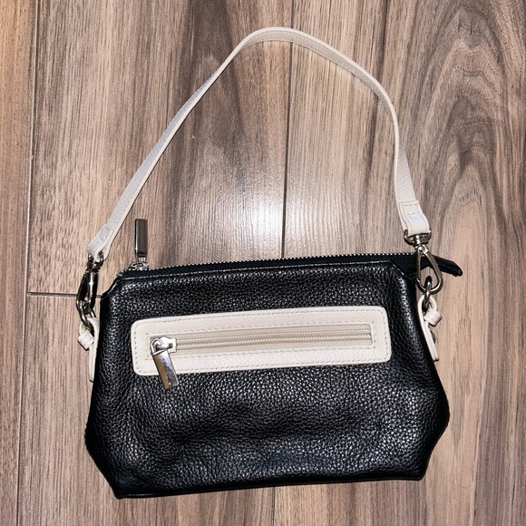 Vintage Y2K Danier Wristlet - Picture 2 of 7